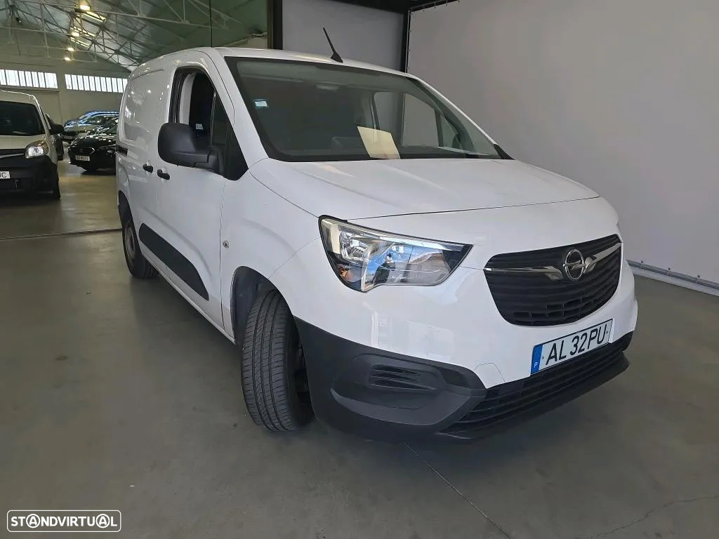 Opel COMBO 3 LUG. CX.6V. - 2