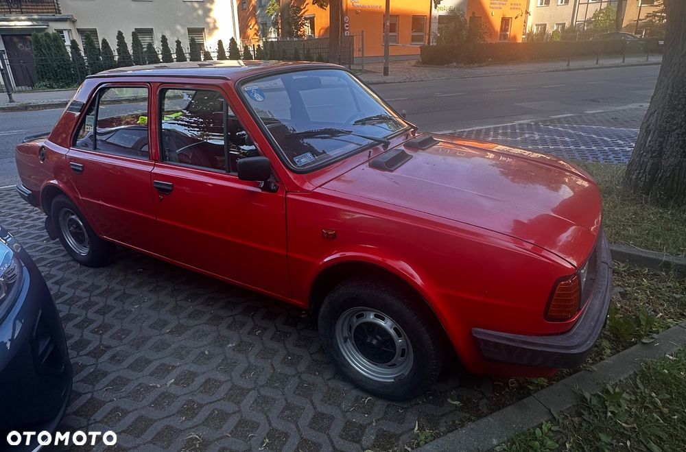 Skoda 105 Standard - 4