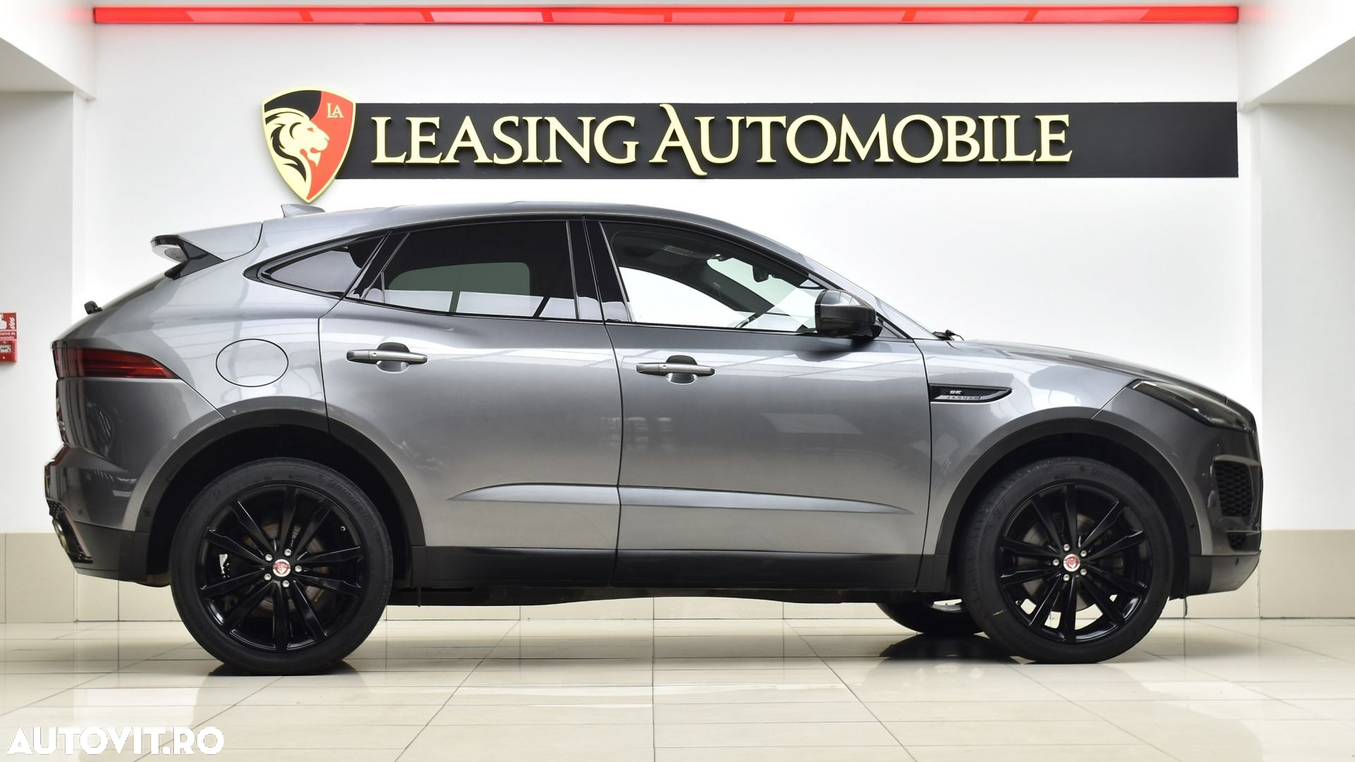 Jaguar E-Pace D240 AWD SE - 7