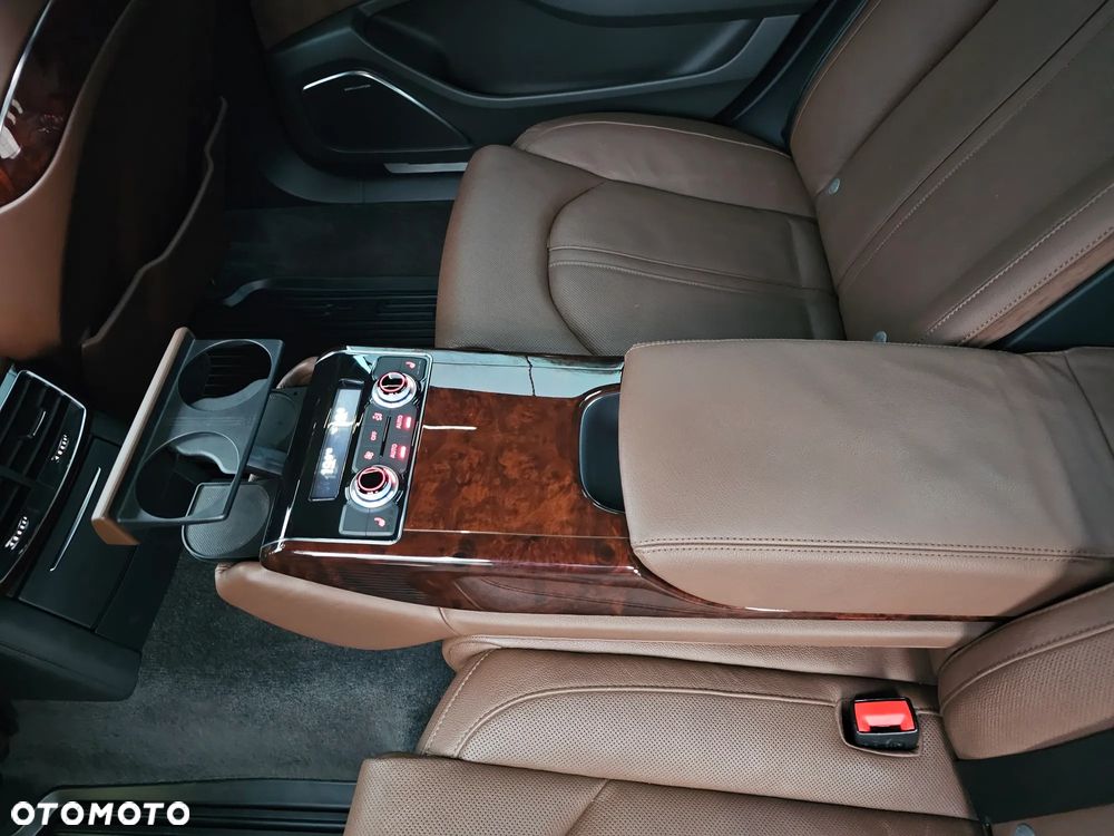 Audi A8 4.0 TFSI cylinder on demand quattro tiptronic Lang - 35