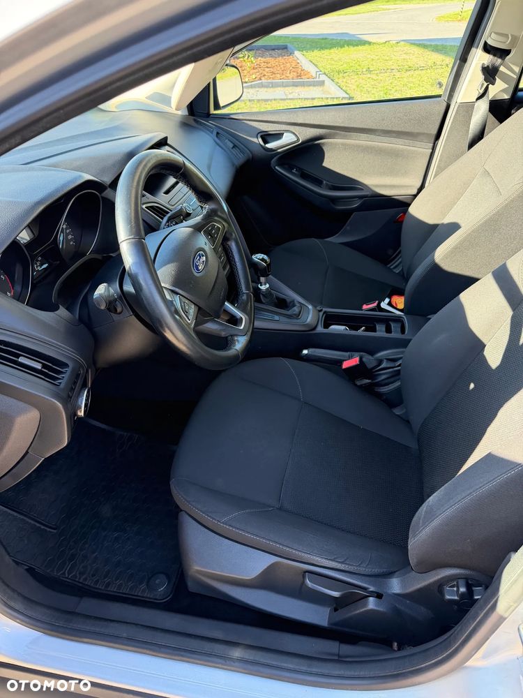 Ford Focus 1.6 TDCi Trend - 6