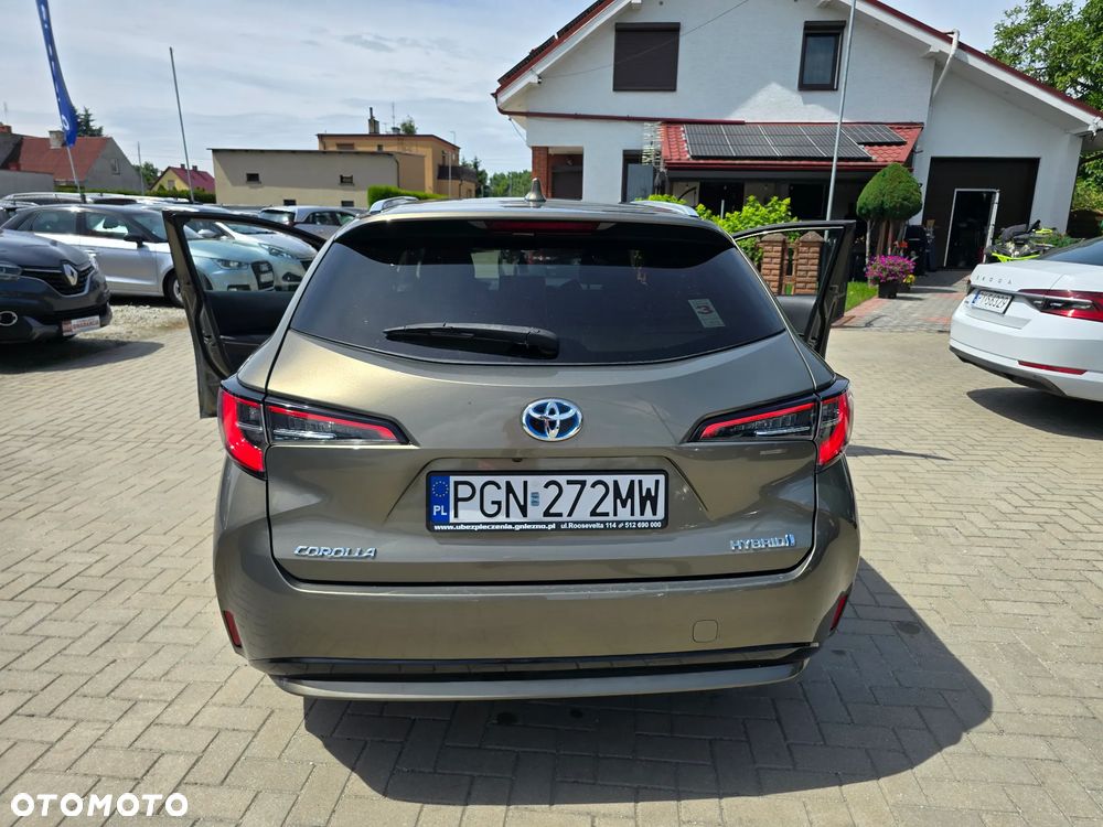 Toyota Corolla - 22