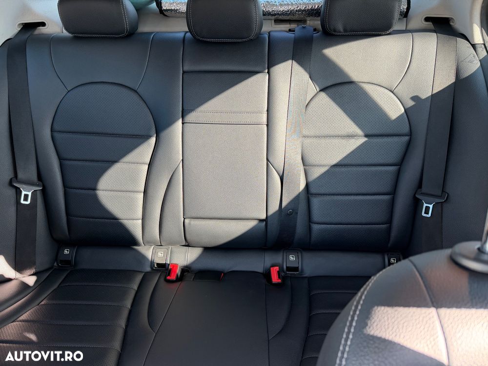 Mercedes-Benz C 220 (BlueTEC) d 7G-TRONIC Avantgarde - 10