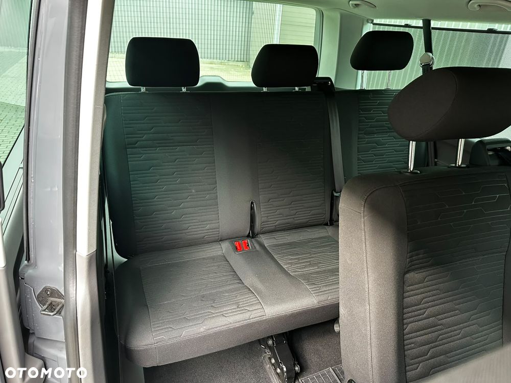 Volkswagen Caravelle 2.0 TDI L2 Comfortline DSG - 28