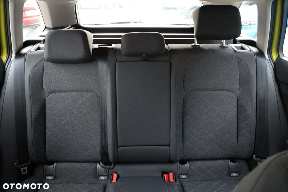 Volkswagen Golf - 19