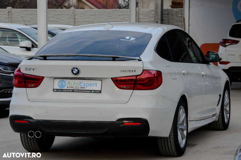 BMW Seria 3 320i Aut. Edition M Sport Shadow - 17