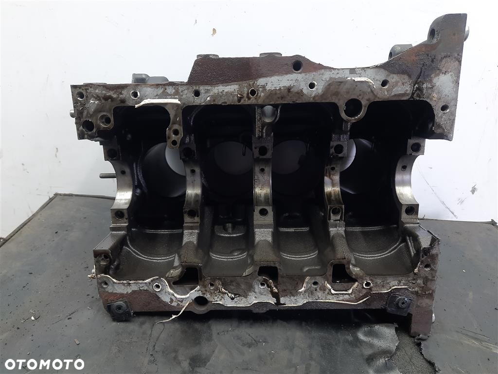Blok silnika Skoda Fabia II 1.6TDI KOD:CAYA GOLF V AUDI A3 2007-2014 - 4