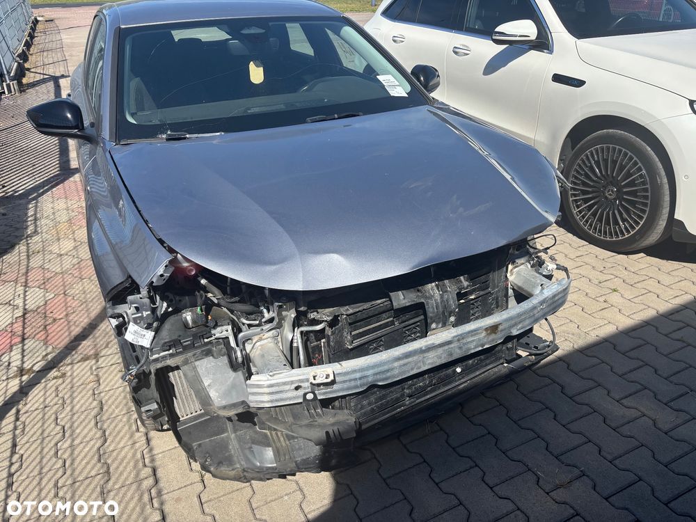 Peugeot 308 BlueHDi 130 EAT8 Allure Pack - 4