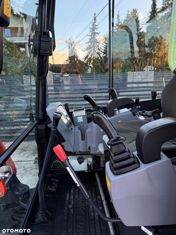 Kubota U27-4 - 13