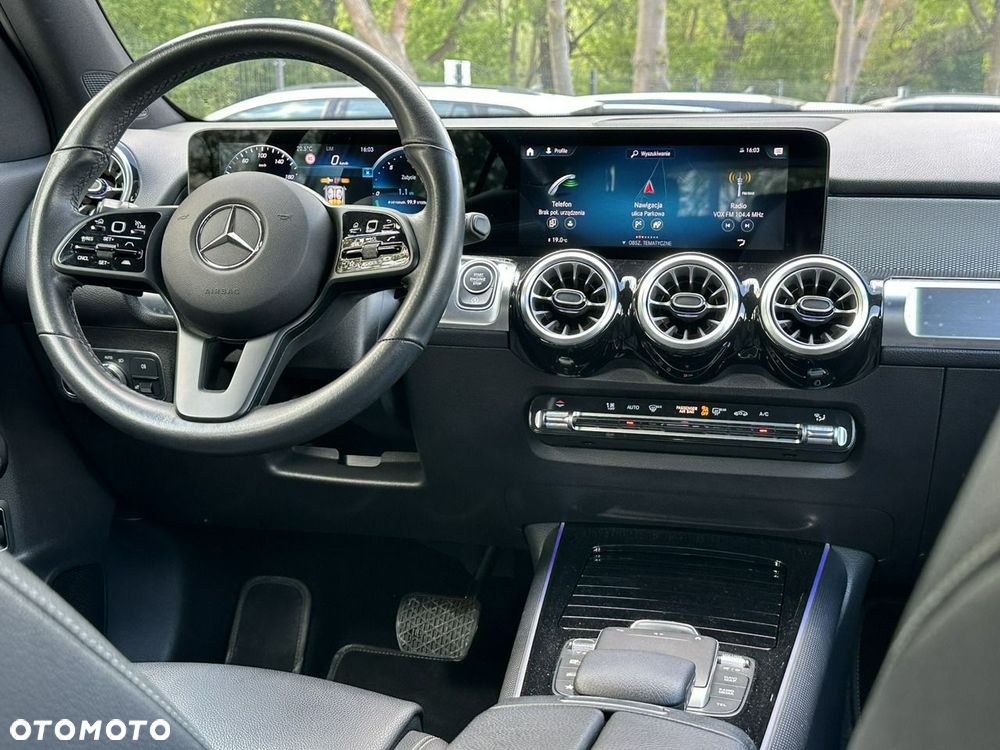 Mercedes-Benz GLB 200 7G-DCT - 26