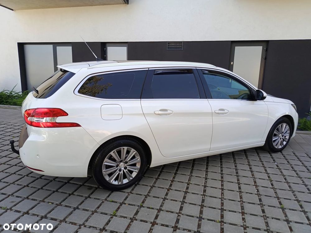 Peugeot 308 BlueHDi 120 EAT6 Stop & Start Active Business-Paket - 4