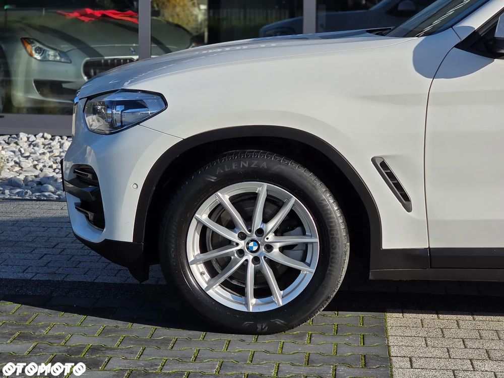 BMW X3 xDrive20i GPF Business Edition sport - 28
