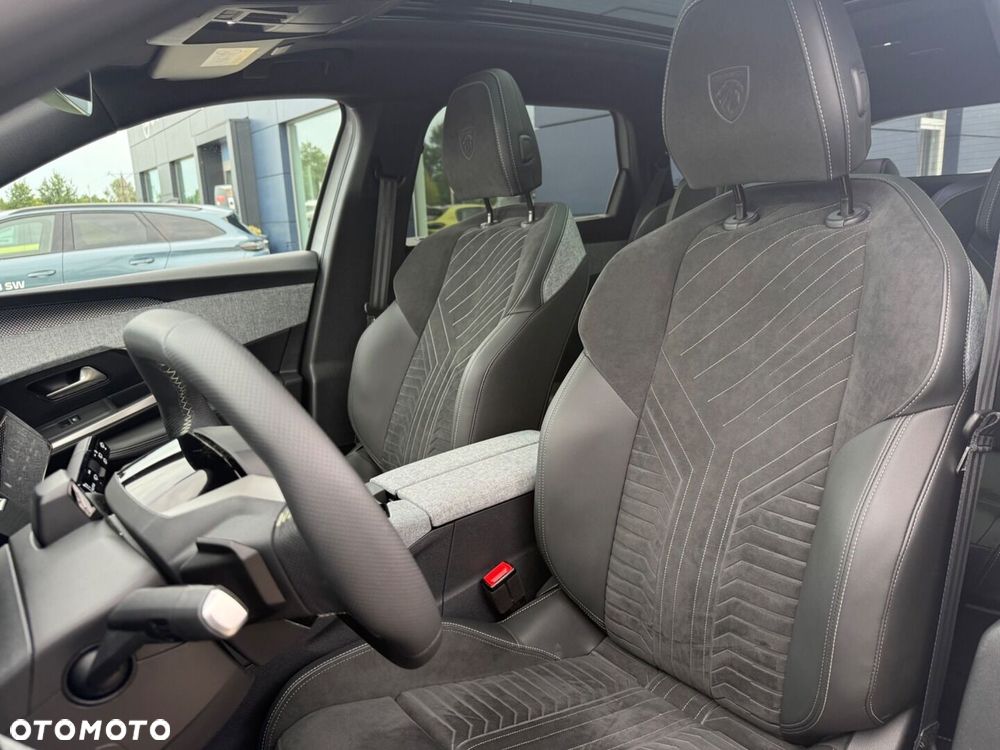 Peugeot 5008 - 8
