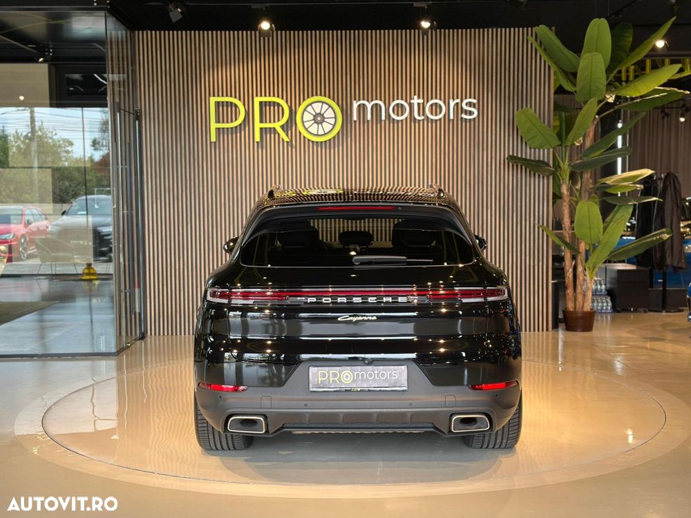Porsche Cayenne - 7