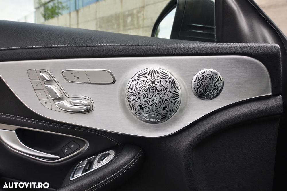 Mercedes-Benz C 300 d Coupe 4Matic 9G-TRONIC AMG Line - 25