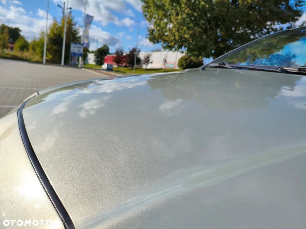 Toyota Avensis 1.8 VVT-i - 13