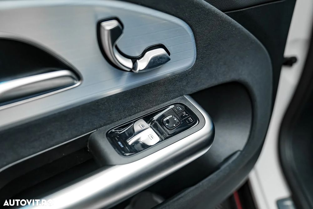 Mercedes-Benz CLA 200 7G-DCT AMG Line Advanced Plus - 38