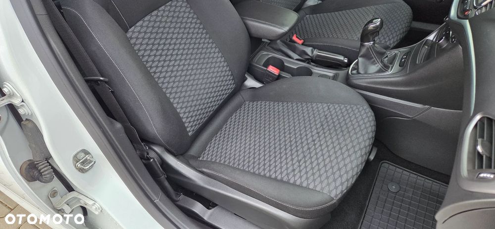 Opel Astra 1.6 CDTI Essentia - 32