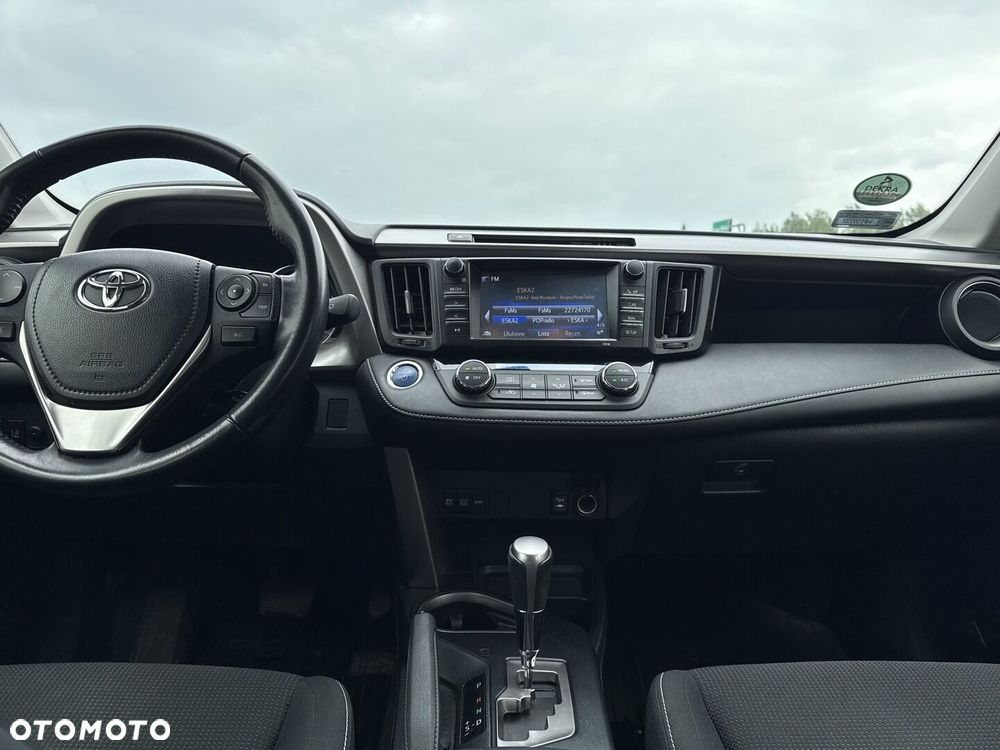 Toyota RAV4 - 12