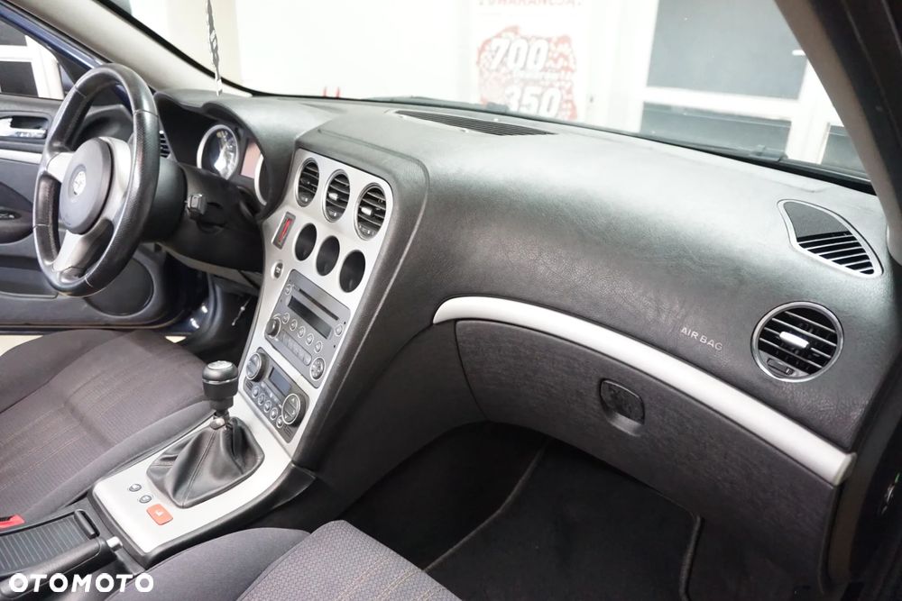 Alfa Romeo 159 1.9 JTDM 16V DPF Distinctive - 17