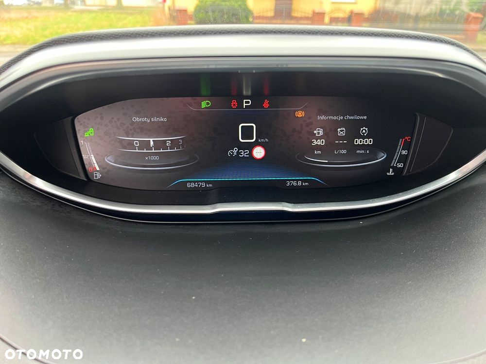 Peugeot 3008 1.2 PureTech GT Pack S&S EAT8 - 17