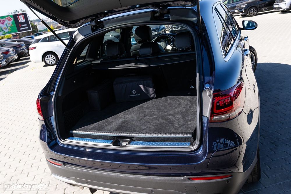 Mercedes-Benz GLC 300 de 4Matic 9G-TRONIC AMG Line - 12