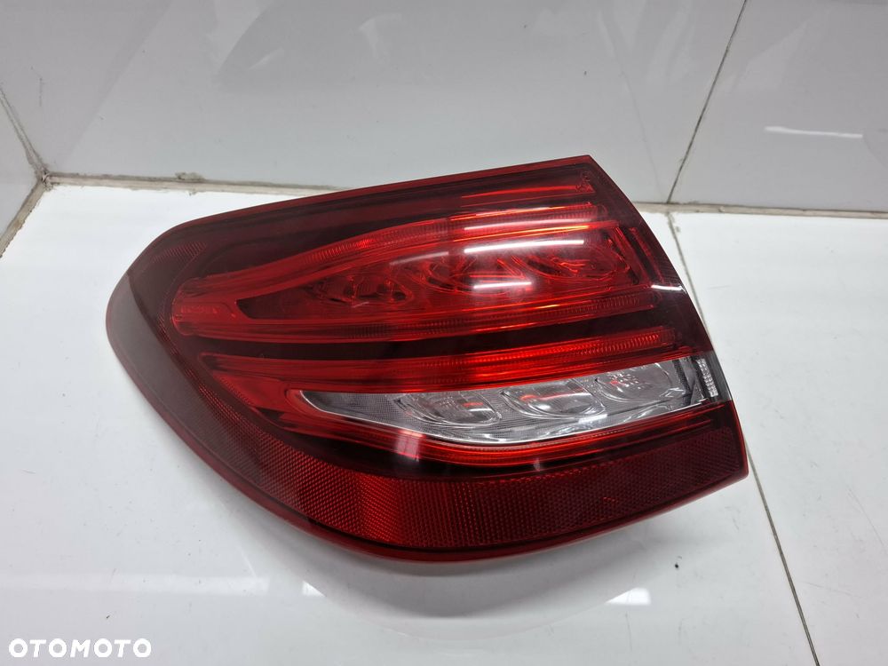 MERCEDES  W205 KOMBI LED LAMPA TYLNA LEWA TYŁ EUROPA W205 nr. A2059065100 - 1