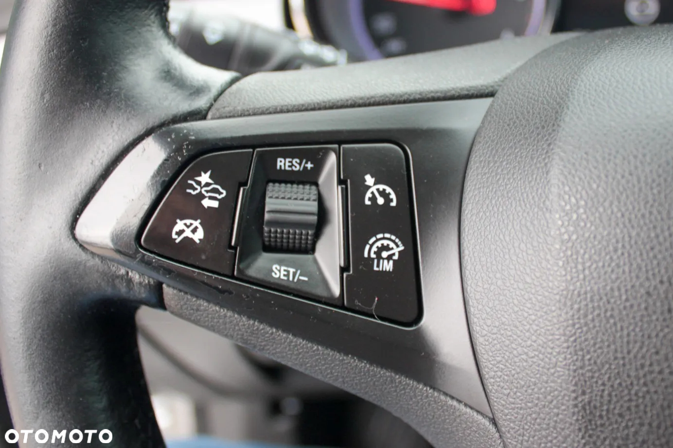 Opel Astra 1.6 CDTI Sports Tourer Active - 20
