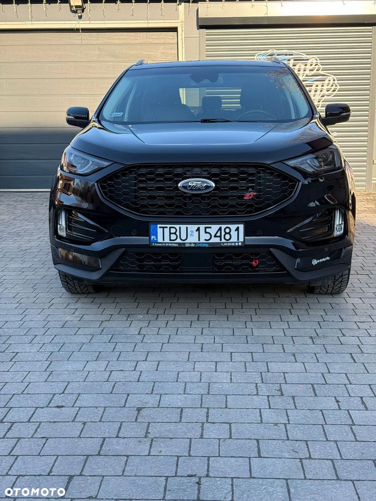 Ford Edge - 1