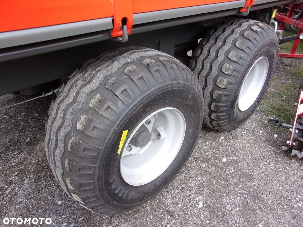 Pronar Przyczepa TANDEM paletowa Pronar PT512 -12t, PT510 -10t;  Ursus T-042 tandem 7-ton z mechanizmem trójstronnego wywrotu - 26