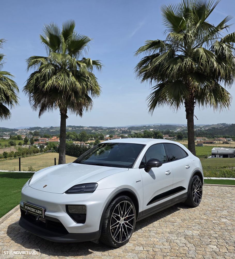 Porsche Macan Electric 4S - 10