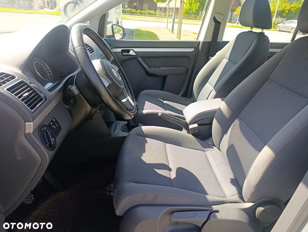 Volkswagen Touran 1.6 TDI DPF BlueMotion Technology Life - 12