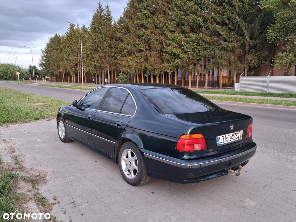 BMW Seria 5 523i - 4