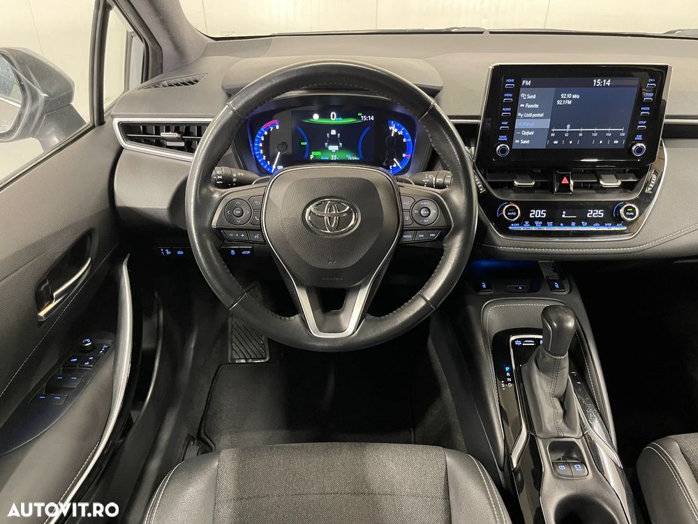 Toyota Corolla - 6