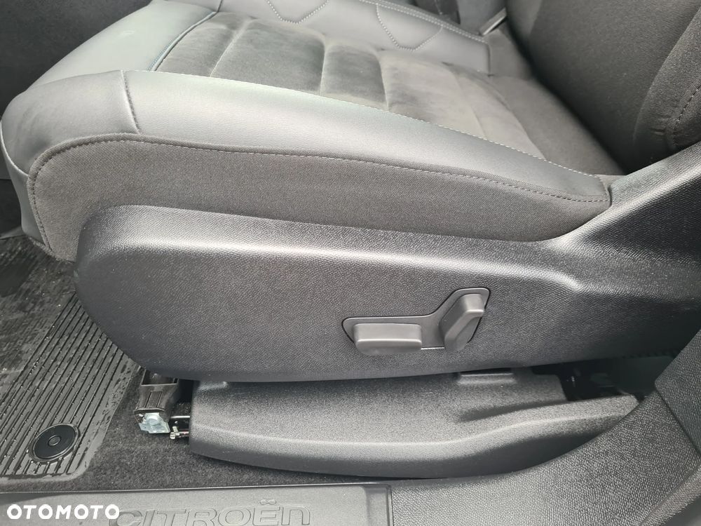 Citroën C5 Aircross 1.2 mHEV Max eDCT6 - 12