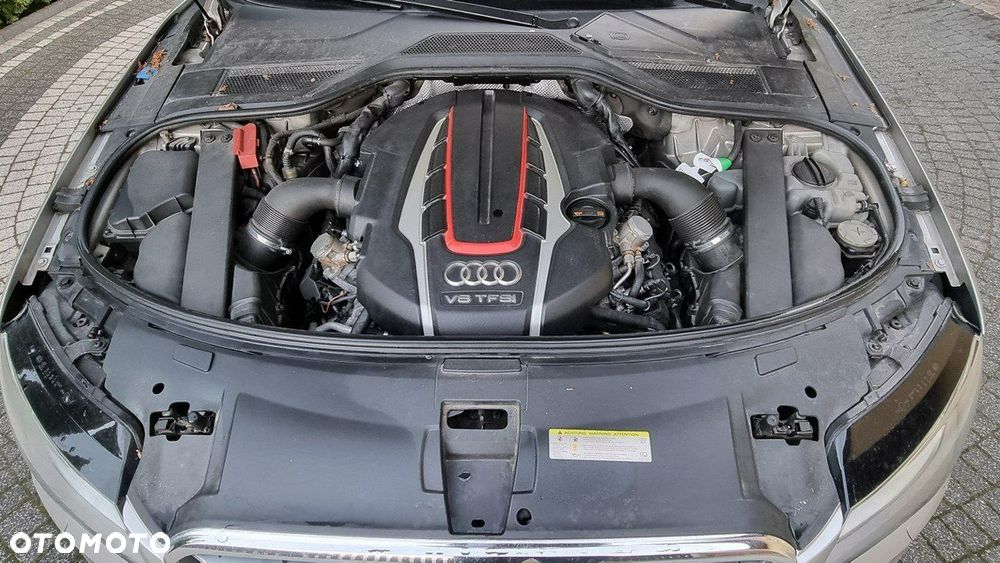 Audi S8 - 13