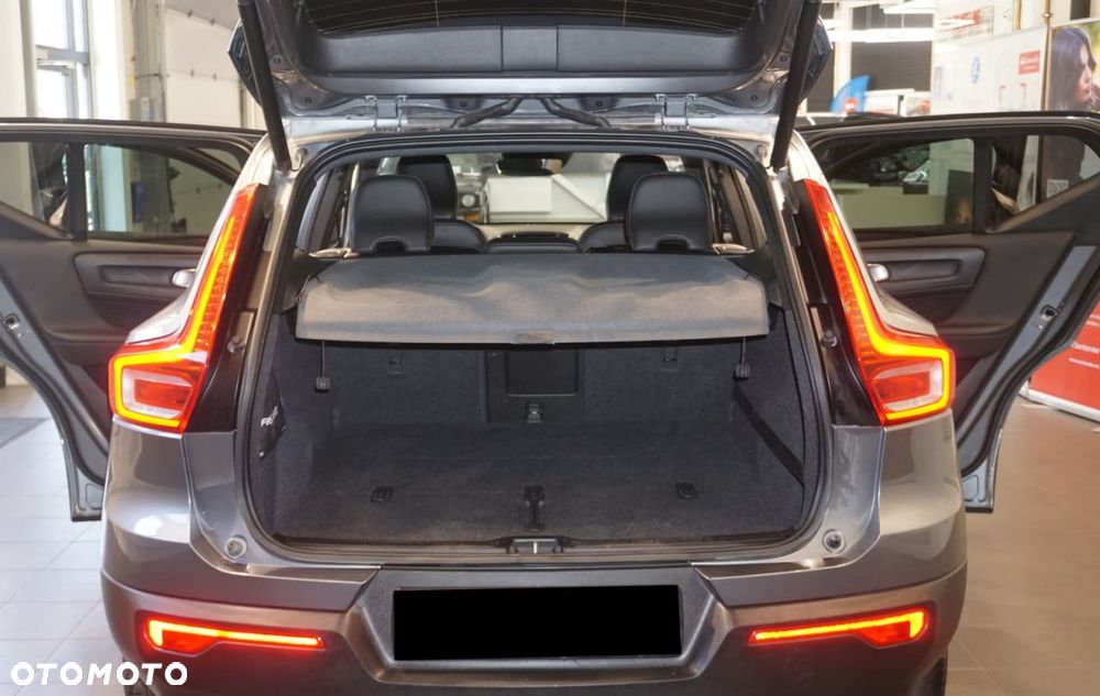 Volvo XC 40 T4 AWD Geartronic Momentum - 12