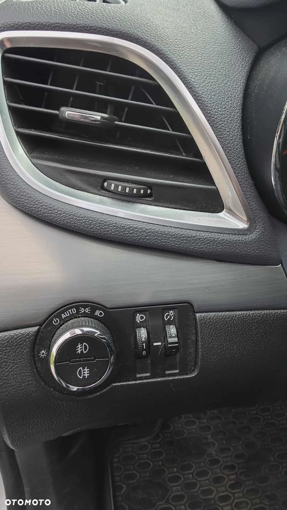 Opel Mokka 1.4 T Cosmo S&S - 4