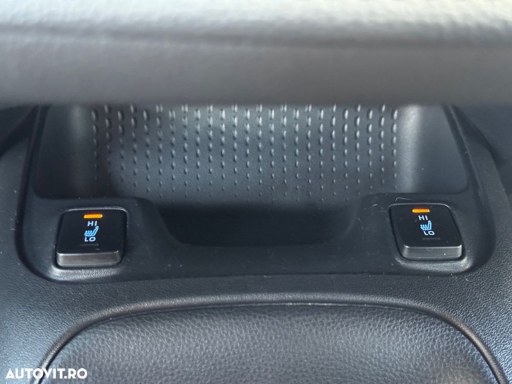 Toyota Corolla 1.8 Business Edition - 19