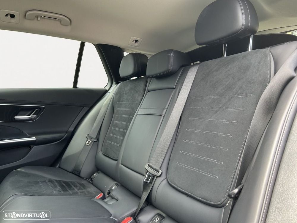 Mercedes-Benz C 300 de AMG Line - 15