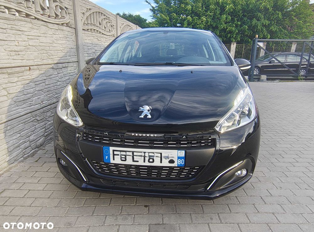 Peugeot 208 - 2