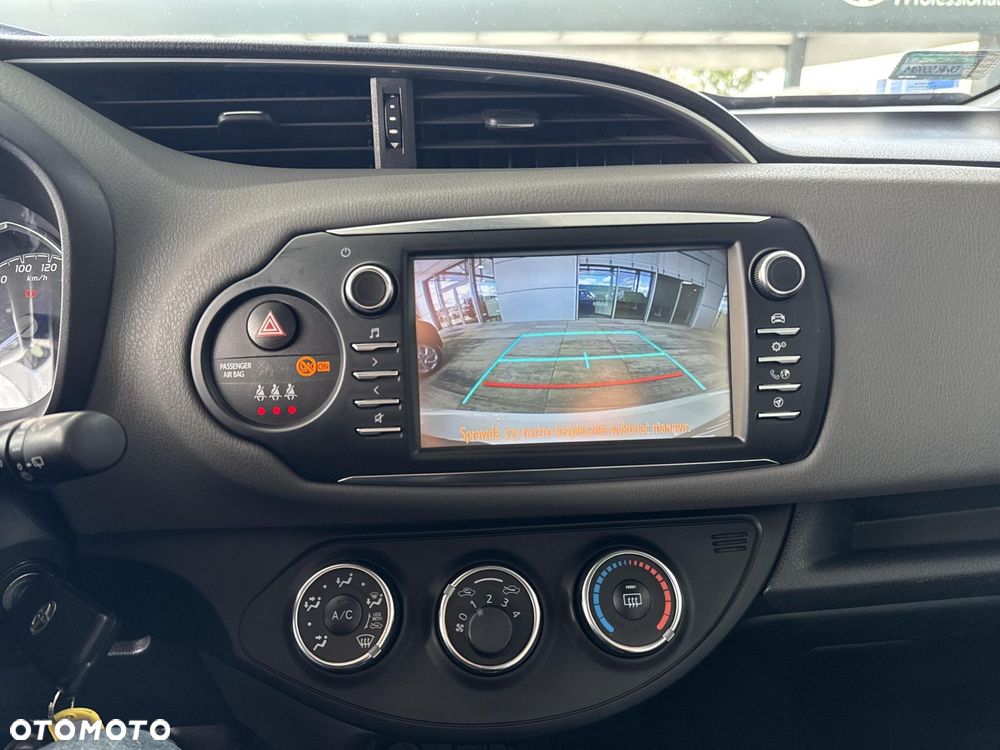 Toyota Yaris - 18