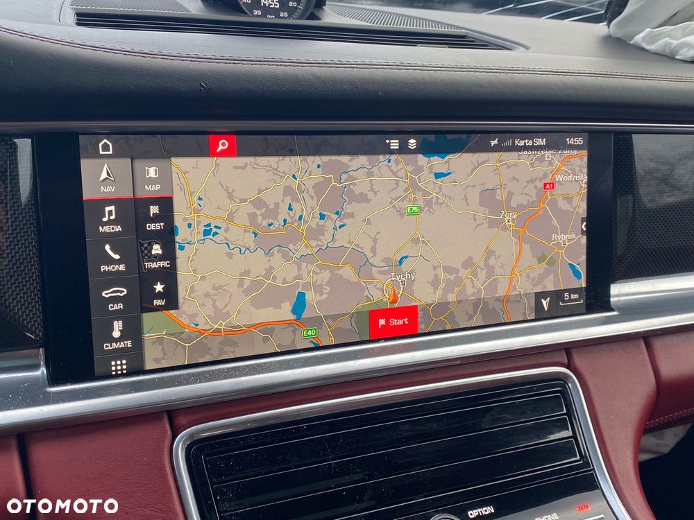 Porsche Panamera - 22