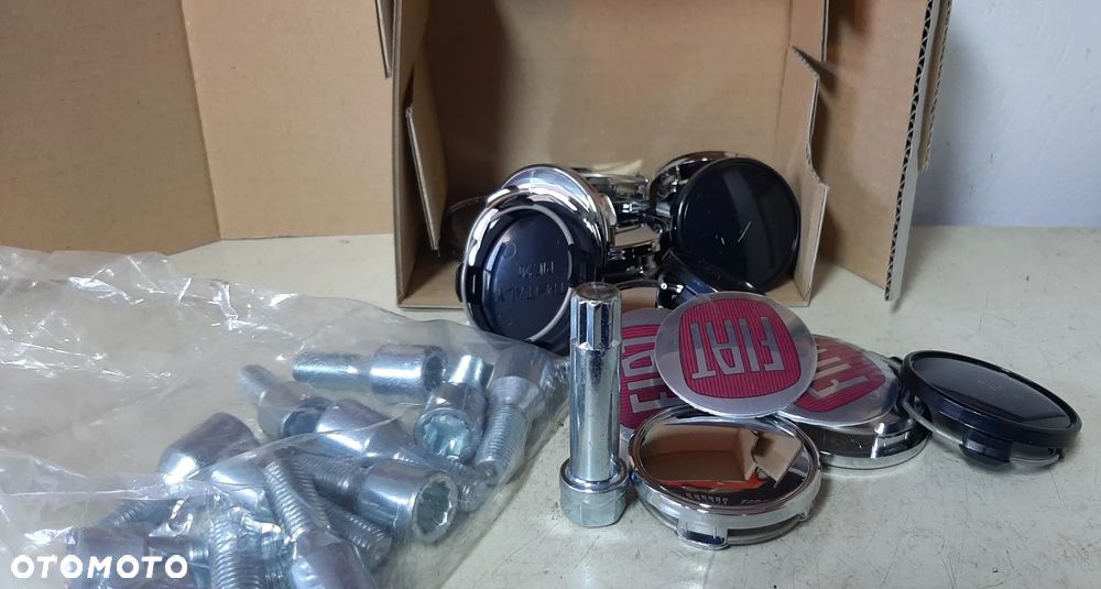 FIAT 126 126P 500  felgi NOWE 12"  CZARNE CZERWONE BIAŁE - 14