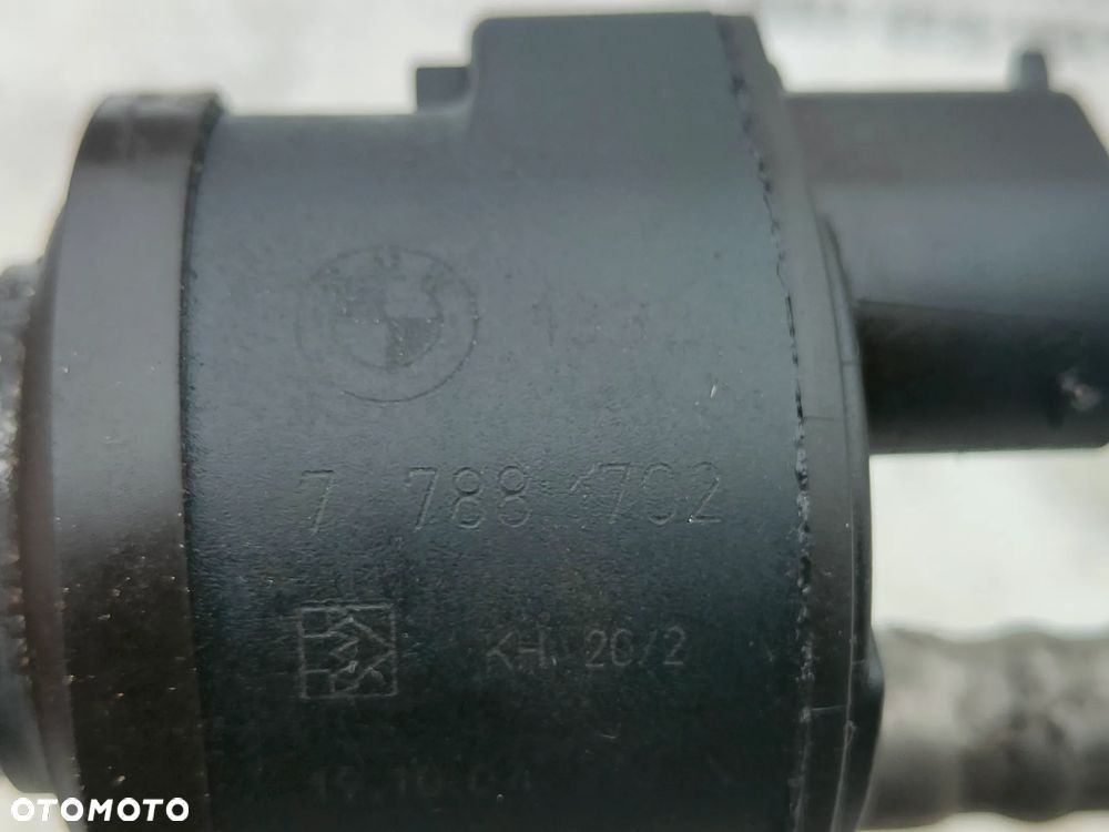 BMW E60 E61 E65 E90 3.0d 2.0d Podgrzewacz paliwa 4 piny 7788702 - 3