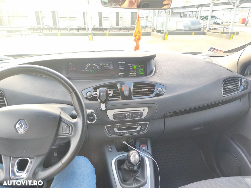 Renault Scenic ENERGY dCi 110 Business - 28