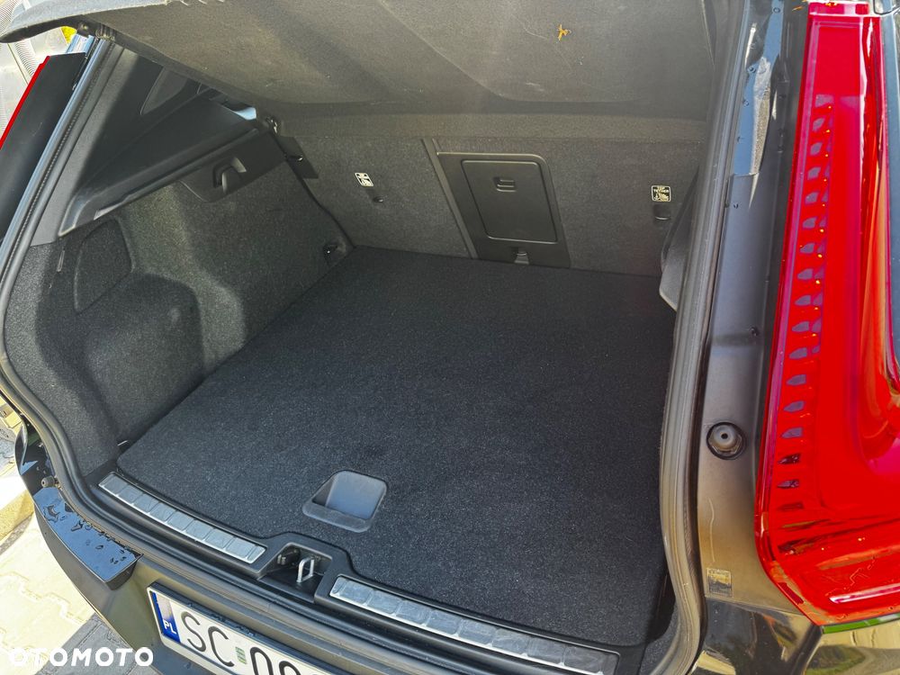 Volvo XC 40 T3 Inscription - 16