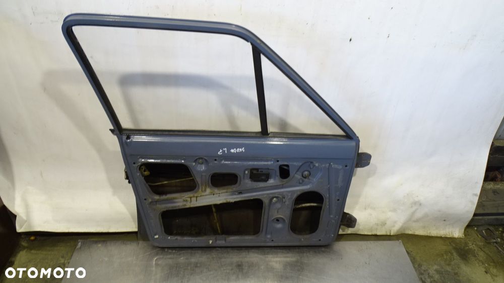 DRZWI LEWY PRZÓD SKODA 105 L - 4
