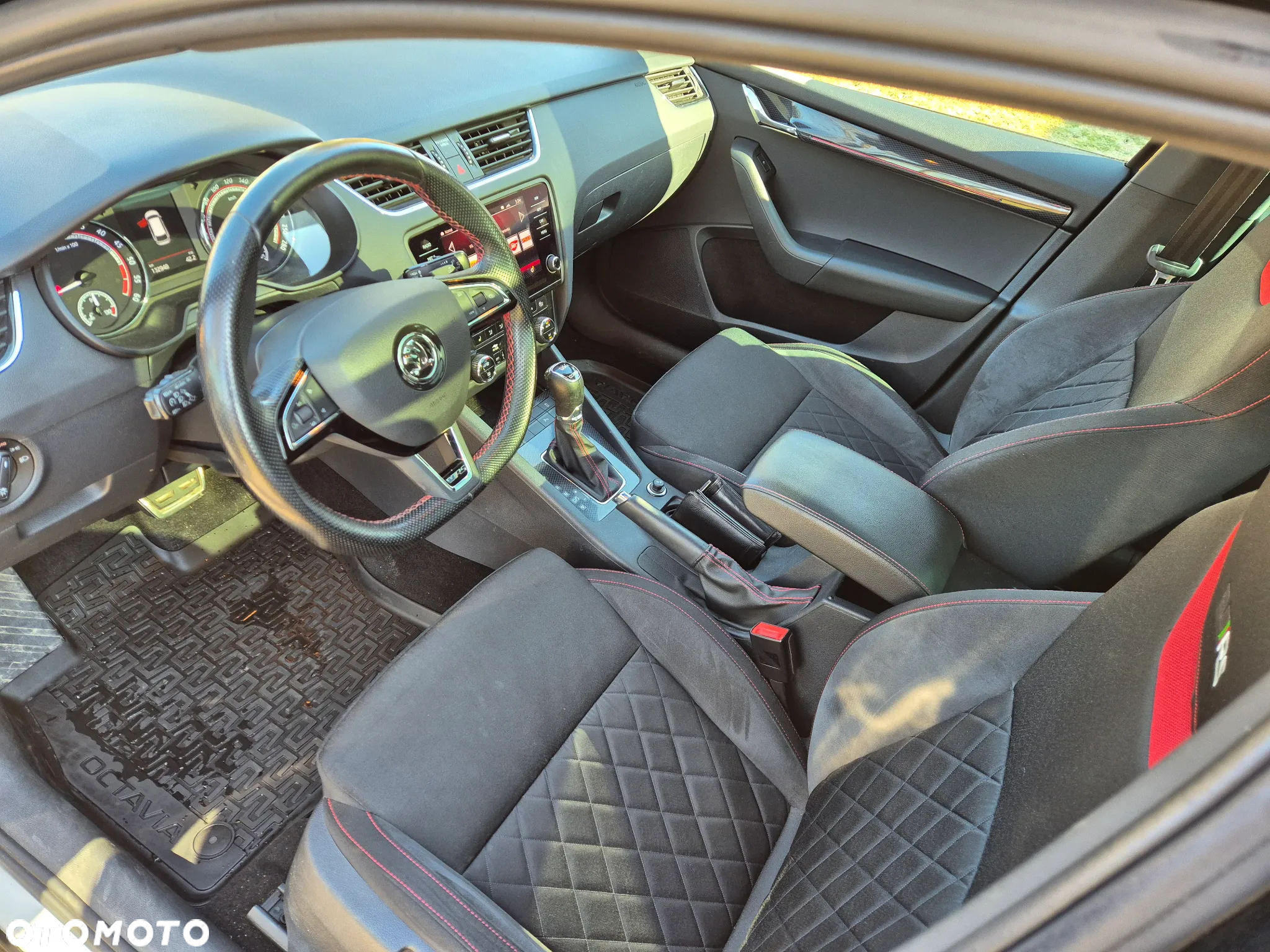 Skoda Octavia 2.0 TDI 4x4 RS DSG - 6