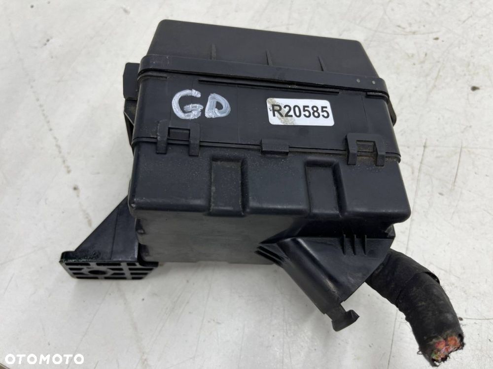 Skrzynka bezpieczników Hyundai Grandeur IV 05-11r. moduł - 5